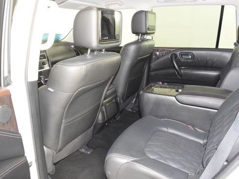Used 2022 Nissan Armada Platinum w/ Captain's Chairs Package image 38