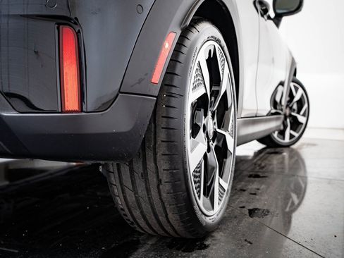 Certified 2025 MINI Cooper S image 45