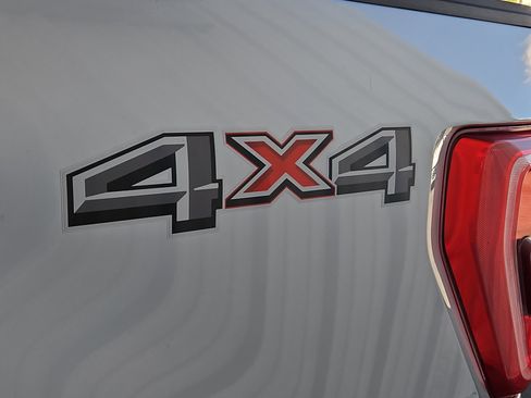 Used 2022 Ford F150 XLT w/ Trailer Tow Package image 3