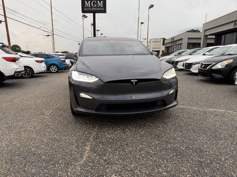 Used 2022 Tesla Model X Plaid AWD/4WD image 3