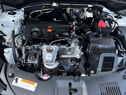 Used 2025 Honda HR-V EX-L image 35