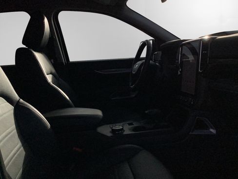 Certified 2024 Ford Ranger Lariat w/ FX4 Off-Road Package image 15