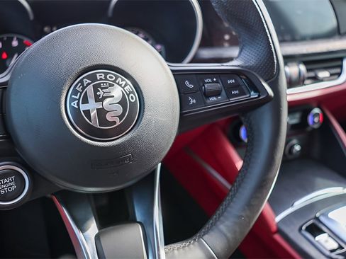 Used 2020 Alfa Romeo Stelvio Sport w/ Quick Order Package 22J Sport image 13