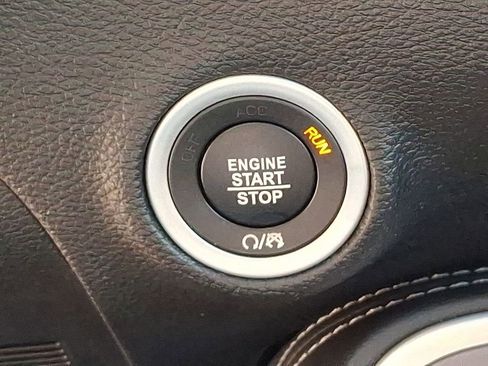 Used 2022 Dodge Challenger R/T w/ Blacktop Package image 25