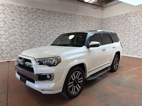 Used 2019 Toyota 4Runner Limited RWD image 3