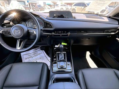 Certified 2025 MAZDA CX-30 AWD 2.5 S w/ Select Sport Pkg image 11