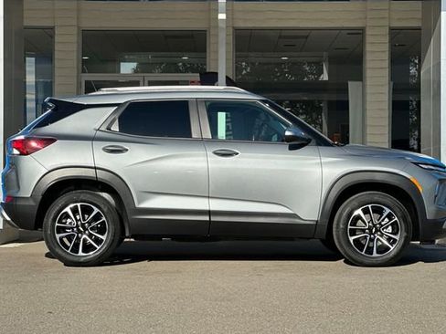 New 2026 Chevrolet TrailBlazer LT w/ Convenience Package AWD/4WD image 4