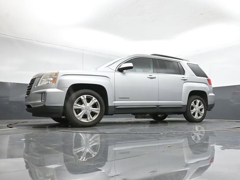 Used 2017 GMC Terrain SLE w/ Convenience Package image 36