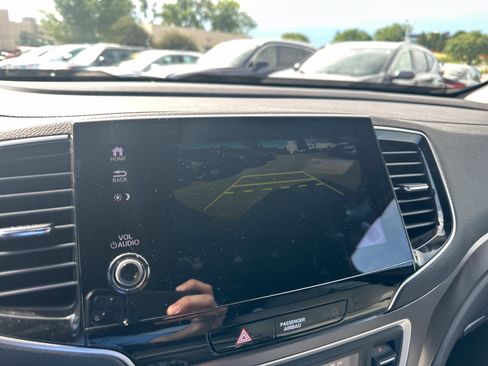 Used 2025 Honda Passport EX-L image 30