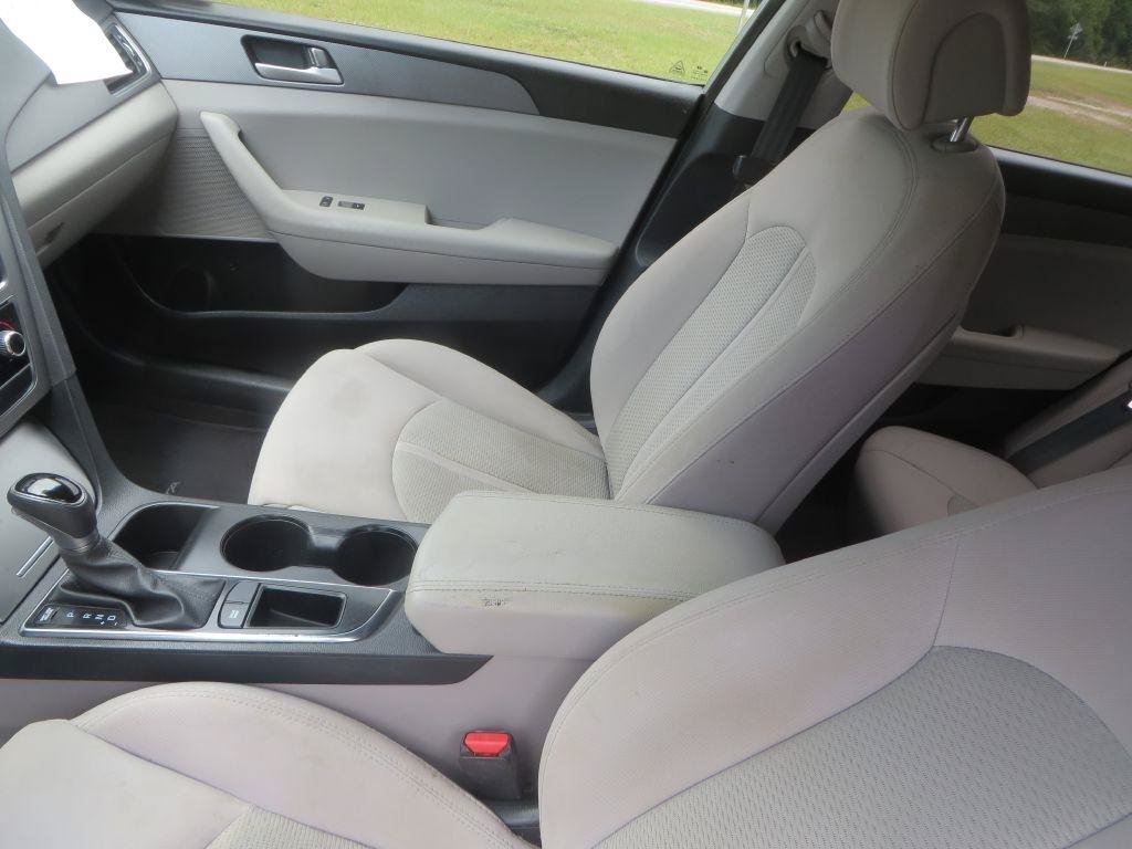Used 2016 Hyundai Sonata SE FWD image 23