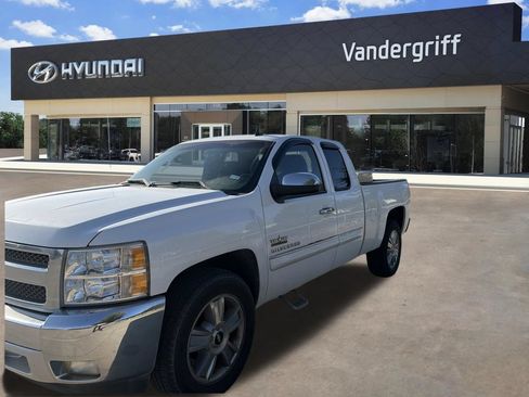 Used 2013 Chevrolet Silverado 1500 LT RWD image 1