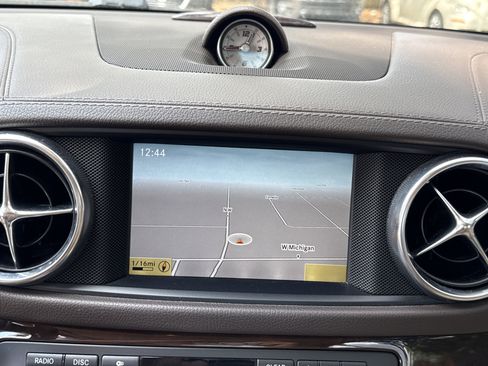 Used 2013 Mercedes-Benz SL 550 image 8
