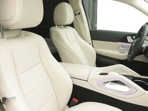 New 2026 Mercedes-Benz GLE 450 4MATIC image 9