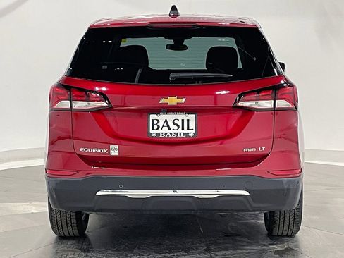 Used 2024 Chevrolet Equinox LT image 12