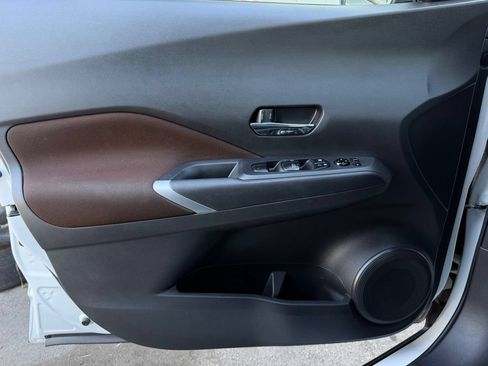 Used 2023 Nissan Kicks SR FWD image 18