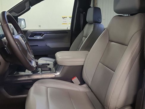 Used 2025 Chevrolet Silverado 1500 LTZ w/ LTZ Premium Package image 9