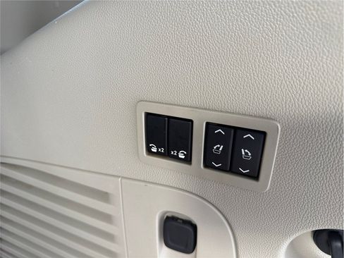 Used 2019 GMC Yukon Denali w/ Denali Ultimate Package AWD/4WD image 46