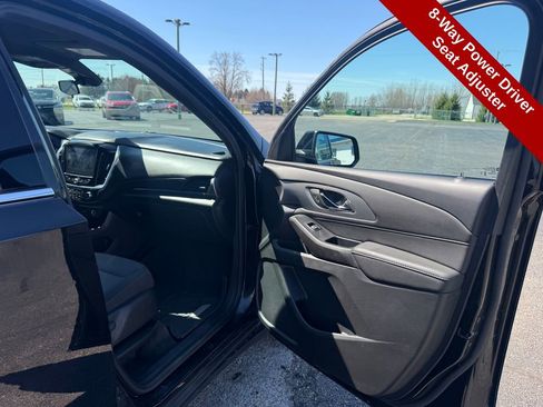Used 2023 Chevrolet Traverse LT w/ LPO, Floor Liner Package image 42