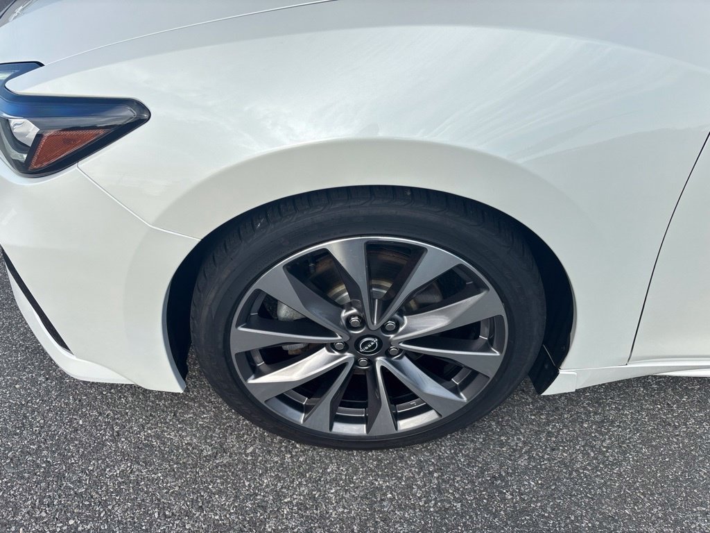 Certified 2023 Nissan Maxima Platinum w/ Sport Mat Group FWD image 10
