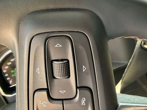 Used 2024 GMC Sierra 2500 AT4 w/ AT4 Premium Plus Package image 20