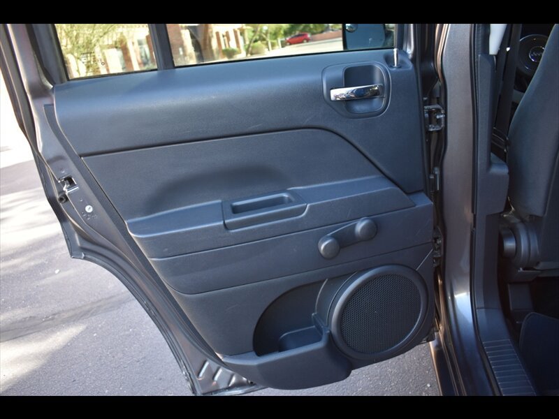 Used 2015 Jeep Patriot Sport FWD image 20