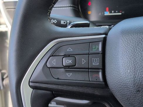 Certified 2024 Jeep Grand Cherokee L Laredo image 18