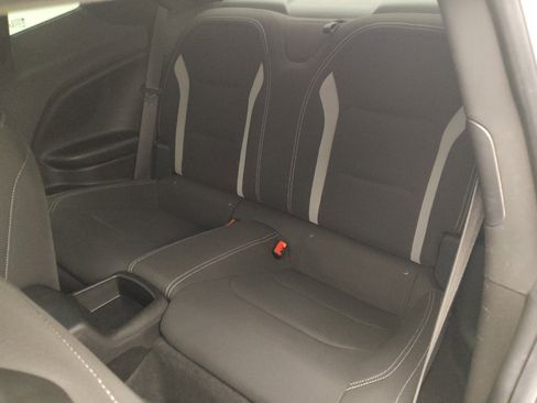 Used 2019 Chevrolet Camaro LT RWD image 18