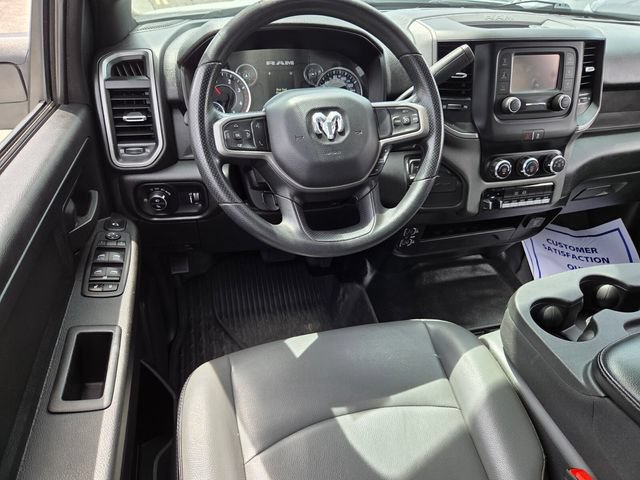 Used 2024 RAM 2500 Tradesman w/ Chrome Appearance Group AWD/4WD image 7