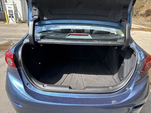 Used 2017 MAZDA MAZDA3 Grand Touring w/ Premium Equipment Package image 14