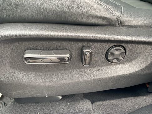 Used 2022 Honda CR-V Touring image 20