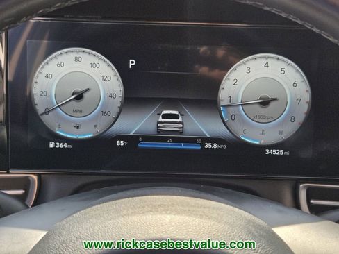 Used 2023 Hyundai Elantra Limited image 28