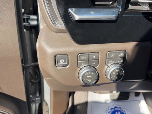 New 2026 GMC Sierra 1500 SLT w/ SLT Premium Plus Package image 19