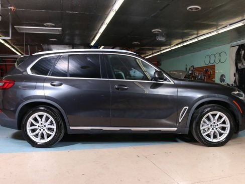 Used 2019 BMW X5 xDrive40i w/ Convenience Package AWD/4WD image 7