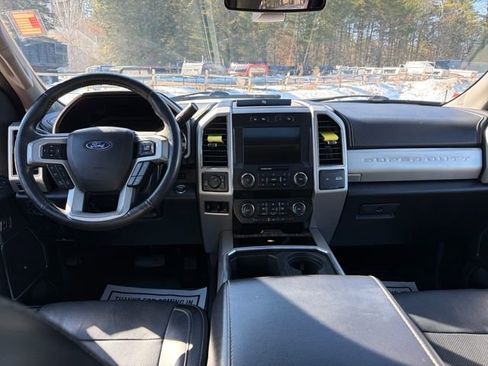 Used 2019 Ford F350 Lariat w/ Lariat Ultimate Package image 14