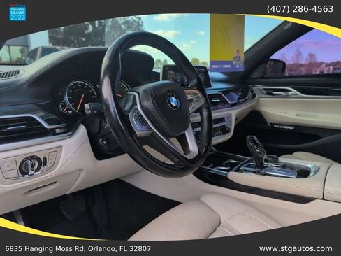 Used 2017 BMW 740i image 15