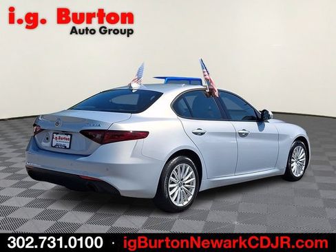 Used 2022 Alfa Romeo Giulia Sprint AWD/4WD image 6