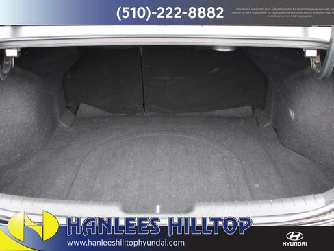 Used 2023 Hyundai Elantra Limited image 10