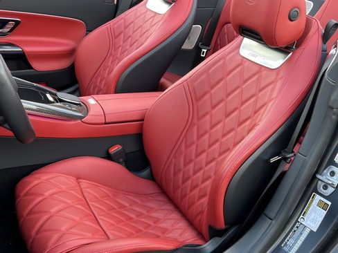 Used 2024 Mercedes-Benz SL 63 AMG S e Performance 4MATIC w/ Manufactur Interior Package image 18