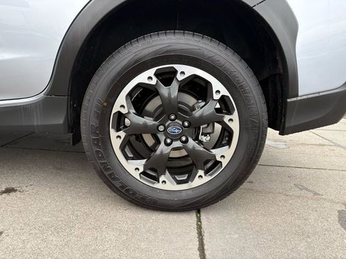 Used 2023 Subaru Crosstrek 2.0i image 10