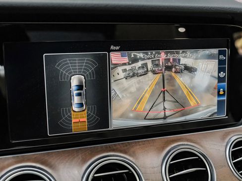 Used 2017 Mercedes-Benz E 300 image 23