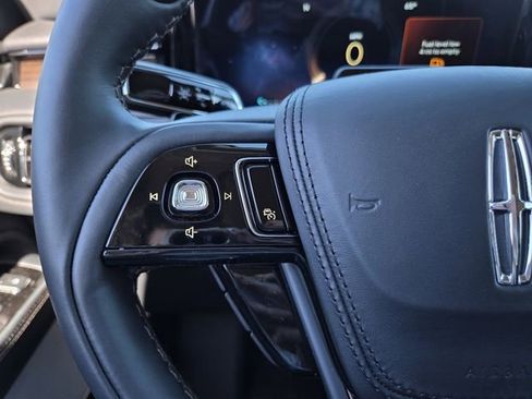 New 2026 Lincoln Aviator Reserve w/ Luxury Package image 23