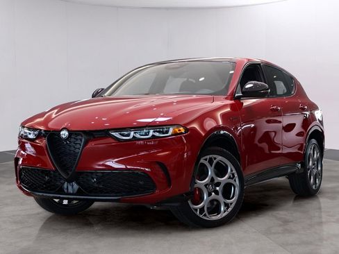 New 2025 Alfa Romeo Tonale w/ Premium Package AWD/4WD image 1