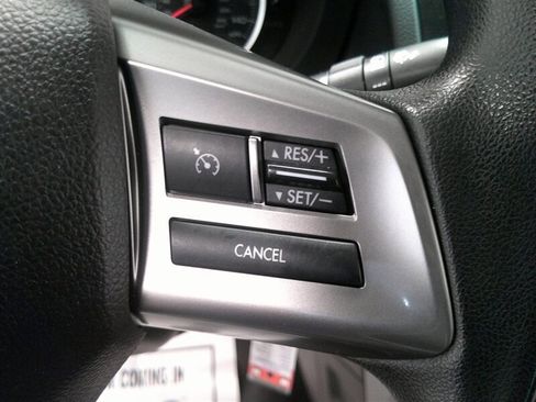 Used 2015 Subaru Forester 2.5i Premium w/ All-Weather Package image 9