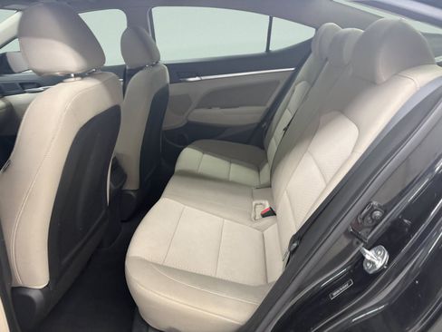 Used 2020 Hyundai Elantra Value Edition FWD image 12