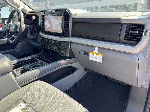 Used 2026 Ford F250 XLT w/ XLT Premium Package AWD/4WD image 7