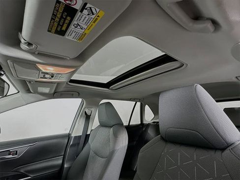 Certified 2021 Toyota RAV4 XLE w/ Convenience Package image 14