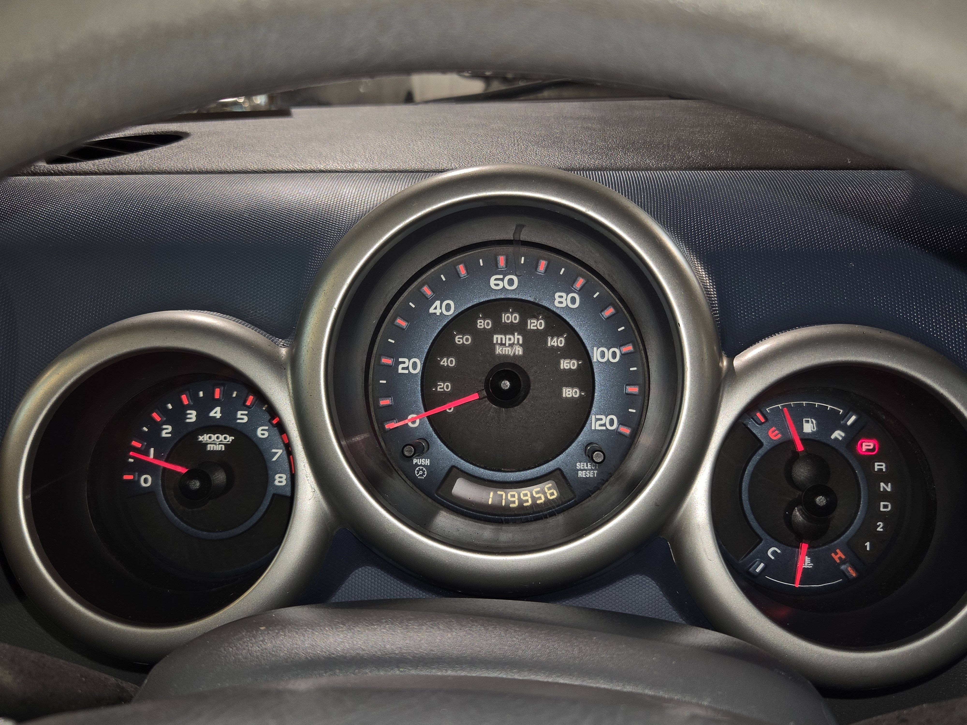 Used 2004 Honda Element EX image 40