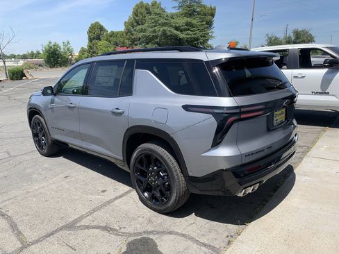 New 2026 Chevrolet Traverse RS AWD/4WD image 3