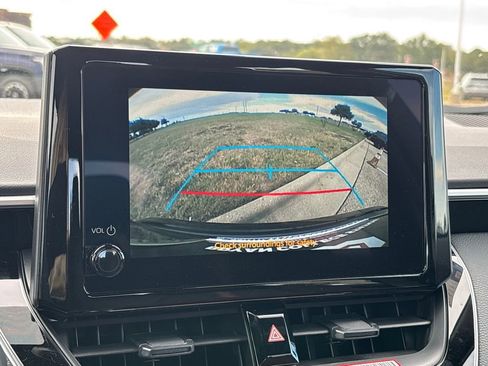 Used 2026 Toyota Corolla SE image 18