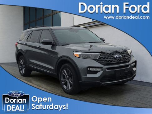 Used 2023 Ford Explorer XLT w/ Equipment Group 202A AWD/4WD image 1